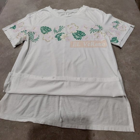 CC COLLECT Women's 100% Cotton White Short Sleeves w/Floral Print Tee - Medium - Picture 1 of 13